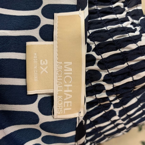 Michael Kors Blouse - Picture 5 of 9